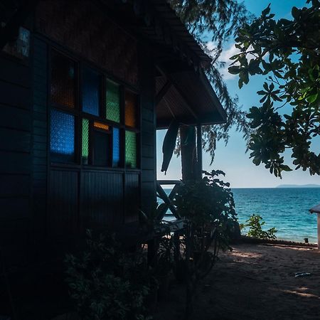 Kampong Ayer Batang Swiss Cottage Tioman מראה חיצוני תמונה