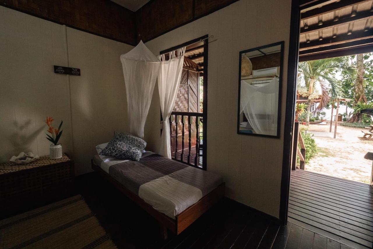 Kampong Ayer Batang Swiss Cottage Tioman מראה חיצוני תמונה