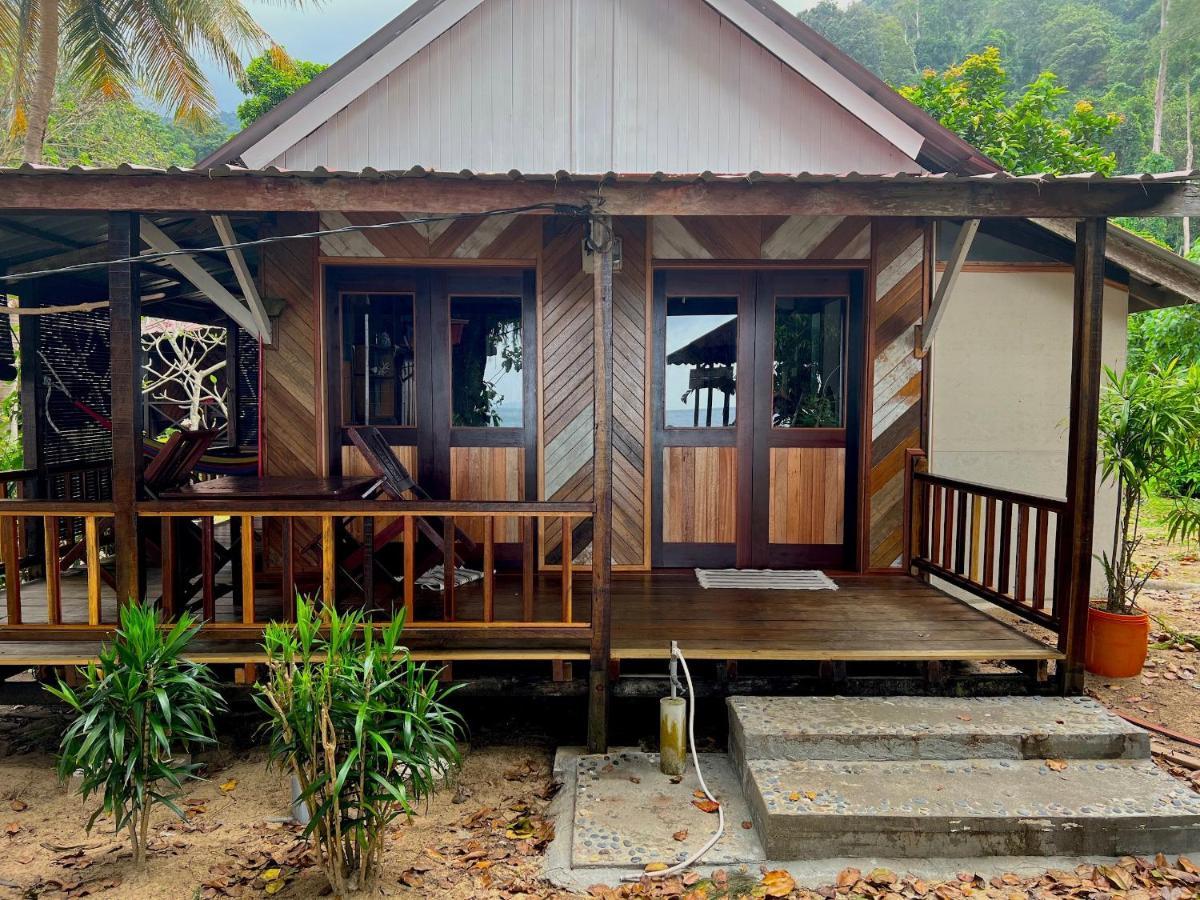 Kampong Ayer Batang Swiss Cottage Tioman מראה חיצוני תמונה
