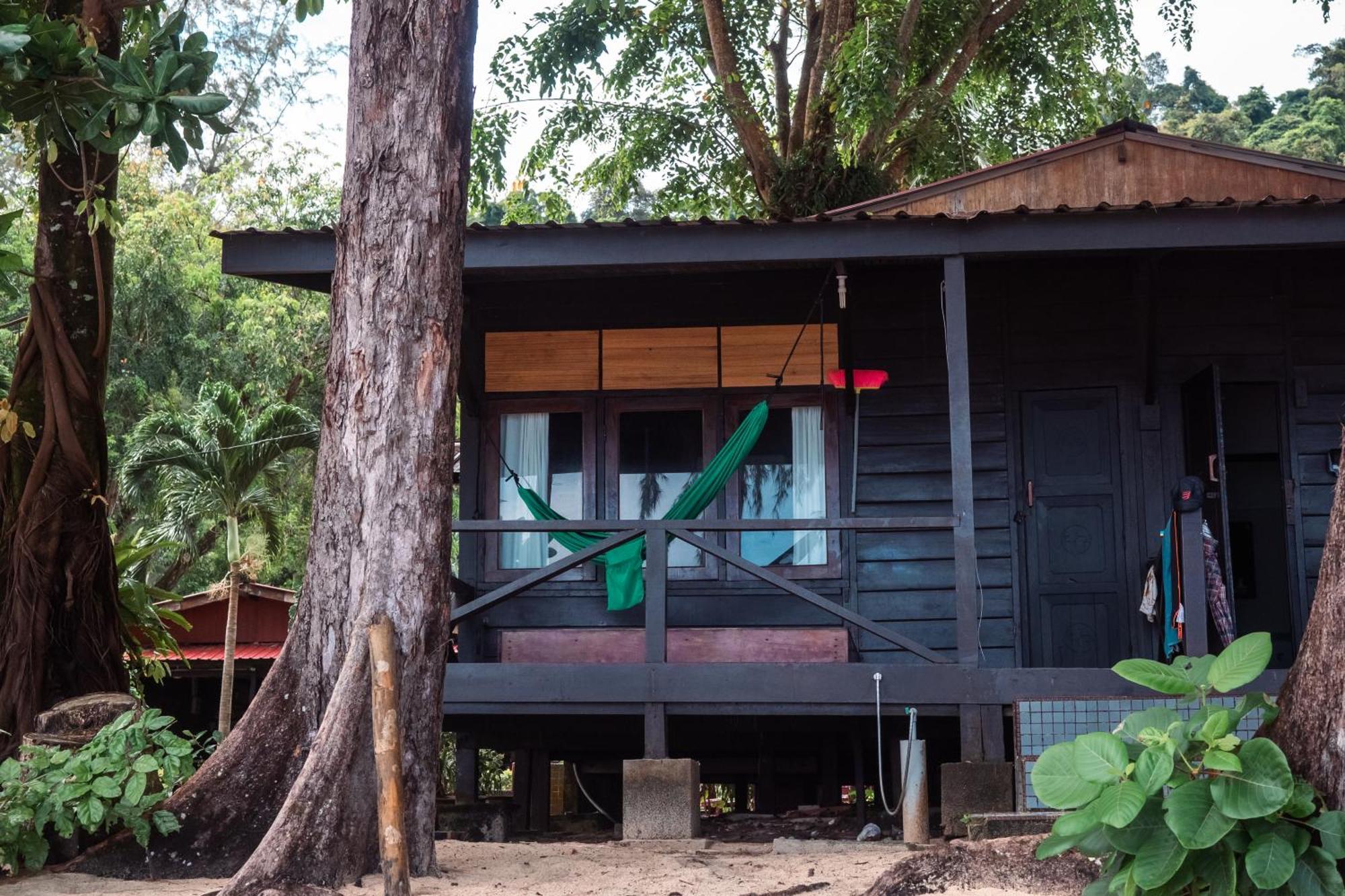 Kampong Ayer Batang Swiss Cottage Tioman מראה חיצוני תמונה